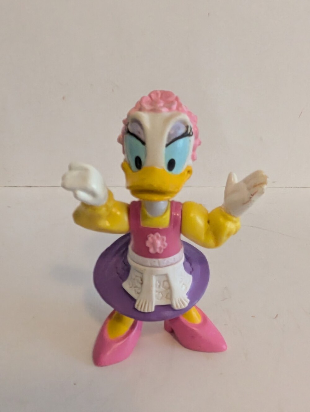 Daisy Duck Disney Epcot Figure Toy Cake Topper Pink Purple Figurine PVC